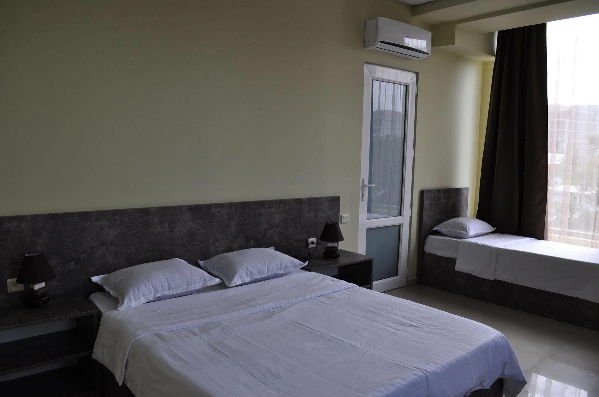 Tiflis Avlabari Hotel Dış mekan fotoğraf